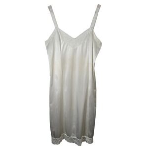 Vintage Deena White Nylon Lace Trim Slip Dress Size 38 Style 2015‎ Lingerie